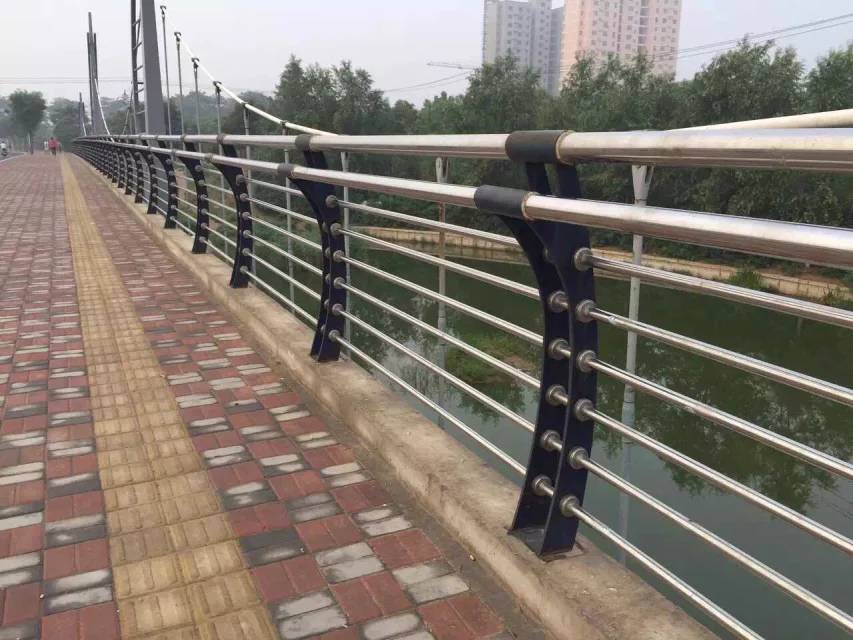 不銹鋼復合管護欄，不銹鋼復合管欄桿