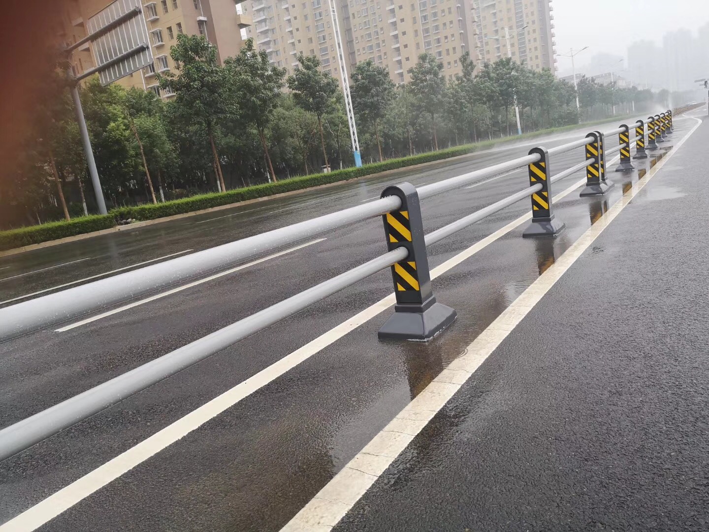交通護欄，交通護欄廠家