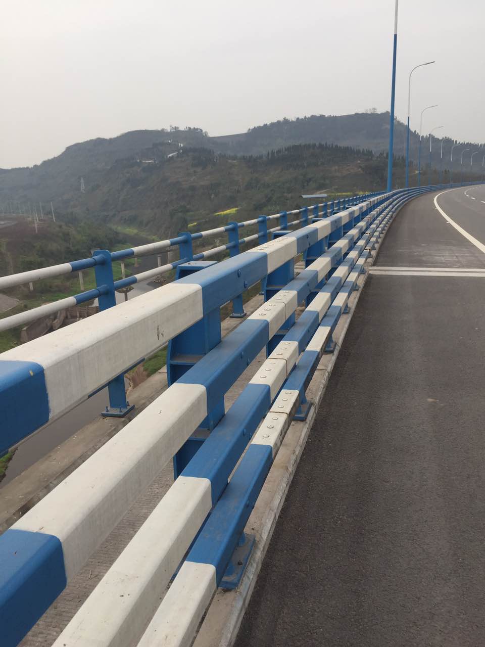 交通護欄，交通護欄廠家
